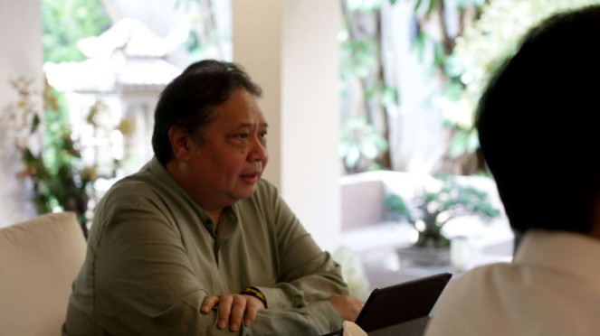 Menteri Koordinator Bidang Perekonomian Airlangga Hartarto Adakan Rapat Terbatas