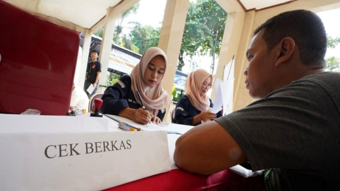 Gambar pendaftaran calon di KPU DKI Jakarta 