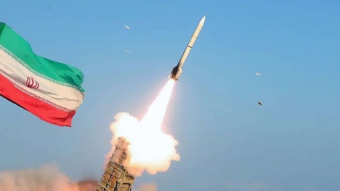 VIVA Militer: Rudal balistik Tentara Republik Islam Iran (Artesh)