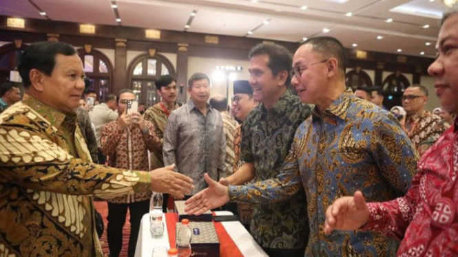 Sekjen PAN Eddy Soeparno bersama Presiden RI terpilih Prabowo Subianto.