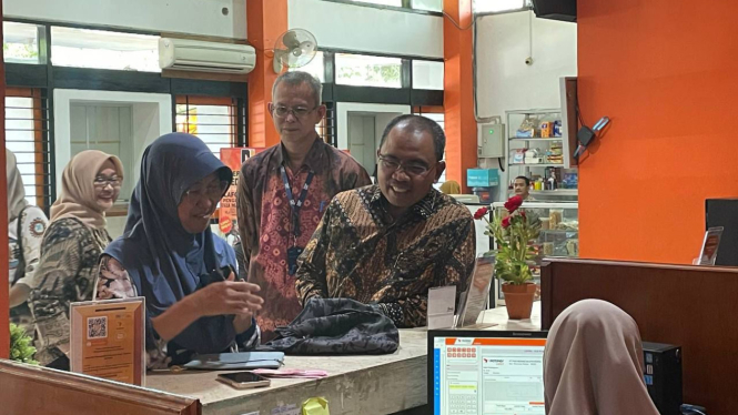 PT Pos Indonesia (Persero) Salurkan Bansos dan PKH ke 2.500 Keluarga Penerima Manfaat 