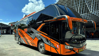 Bus Hino RM 280 ABS Jadi Andalan di Kalimantan Tengah