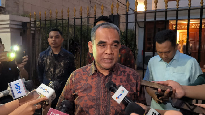 El secretario general del Partido Gerindra, Ahmad Muzani, en Jalan Kertanegara IV, sur de Yakarta, jueves 25 de abril de 2024