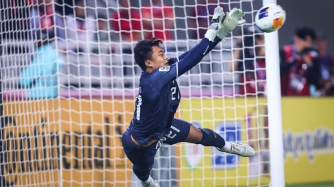 Goleiro da seleção sub-23 da Indonésia Hernando Ari