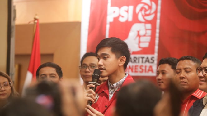 Ketum PSI Kaesang Pangarep saat pembekalan calon legislatif terpilih PSI