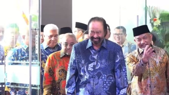 Ketua Umum Partai Nasdem Surya Paloh menghadiri halal bihalal PKS