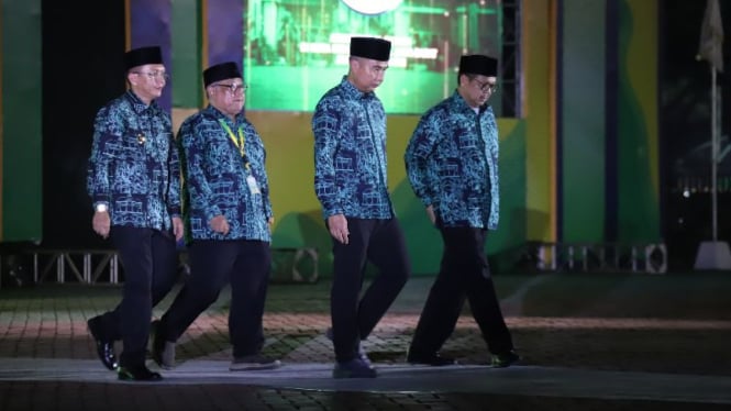 Pj Gubernur Jabar Bey Machmudin bersama Pj. Bupati Bekasi Dani Ramdan saat penyelenggaraan MTQ ke-38 Jabar.