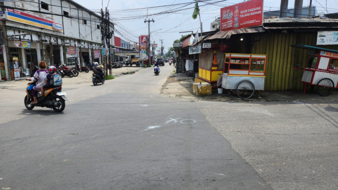 TKP anggota polisi tabrak lari pengendara motor di Depok