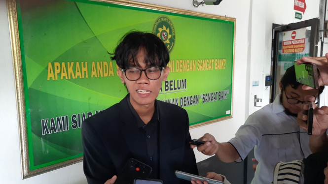 Almas Tsaqibbirru, penggugat Gibran Rakabuming Raka