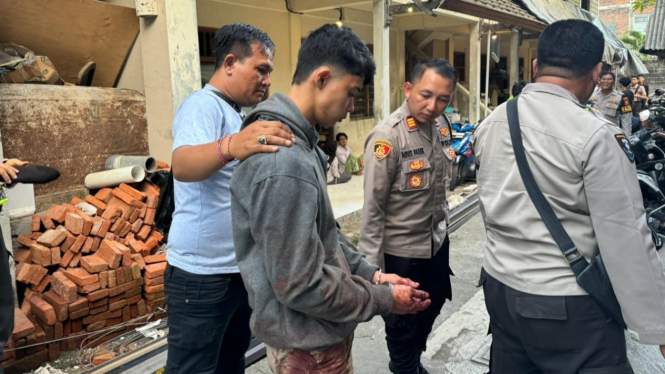 Pelaku pembunuhan cewek MiChat di Bali menyerahkan diri ke Polisi