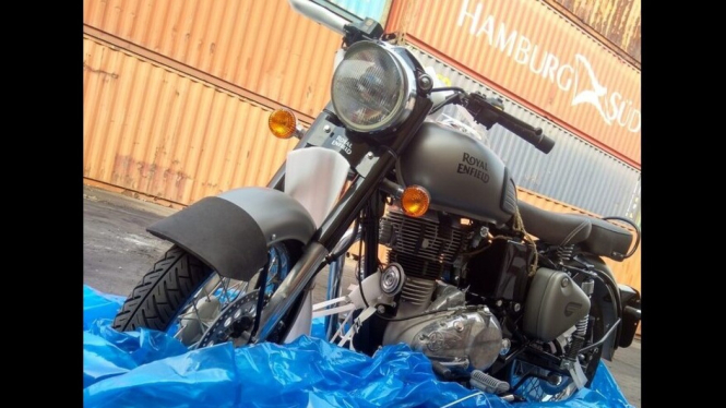 Bea Cukai lelang Motor Gede Royal Enfield