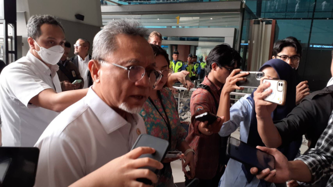 Menteri Perdagangan Zulkifli Hasan di Bandara Soetta, Tangerang