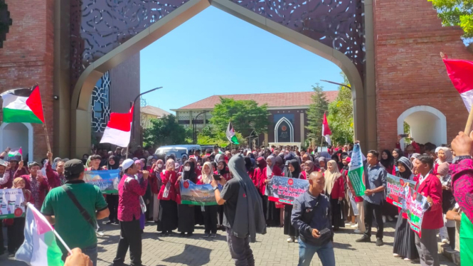 Civitas Academica Universitas Muhammadiyah Cirebon Gelar Aksi Kutuk Israel