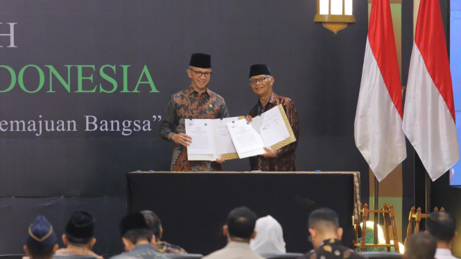 Penandatanganan Nota Kesepahaman OJK dan MUI (dok: OJK)