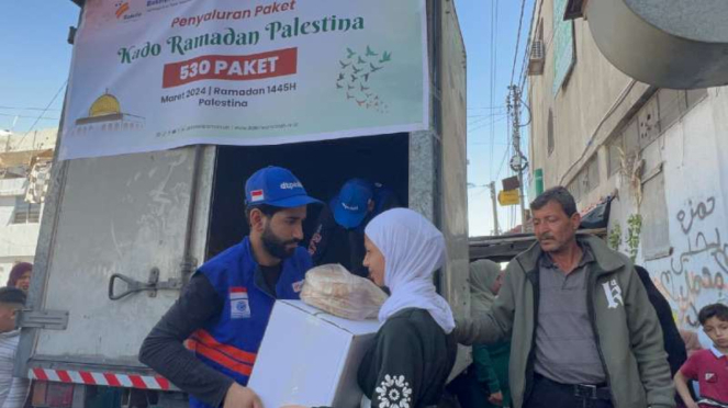 Distribución de ayuda de Bakri Amana en Palestina.