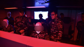 Submarino de la Armada de Indonesia KRI Alugoro-405 