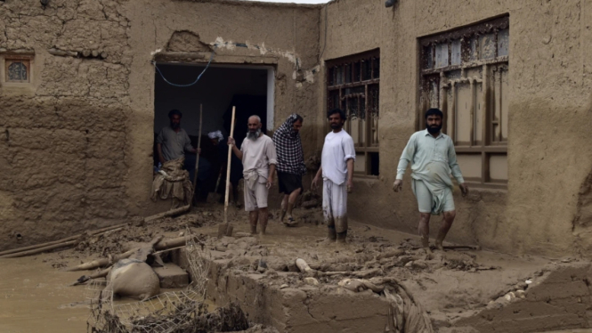 Banjir bandang melanda Afghanistan.