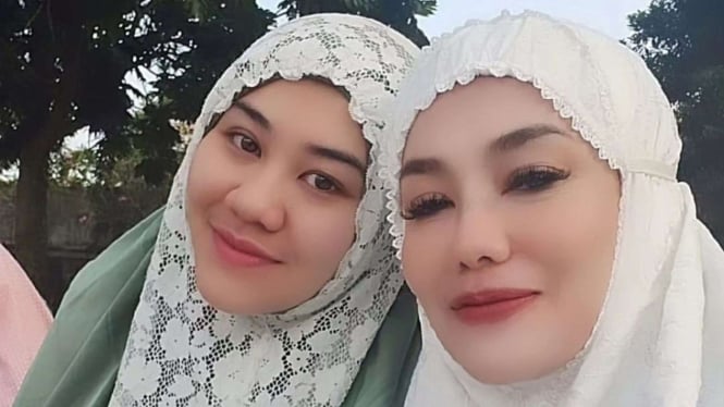 Aaliyah Massaid dan Reza Artamevia