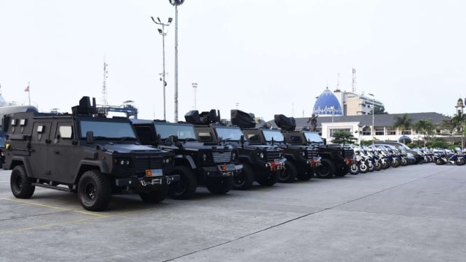 VIVA Militer: Puluhan Rantis dan Motor Kawal Listrik TNI siap amankan KTT WWF