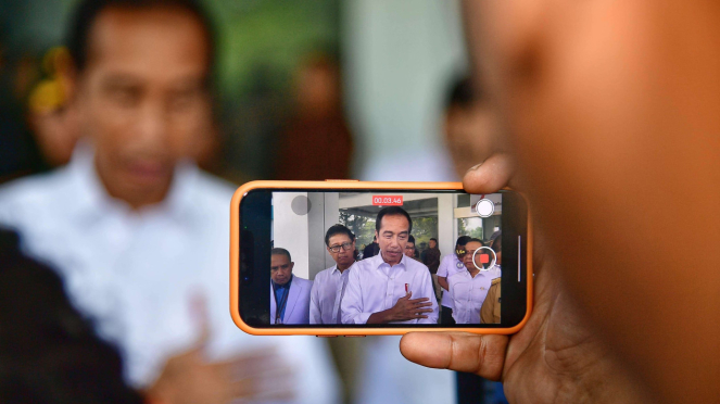     El presidente Jokowi en Konawe, en el sudeste de Sulawesi.