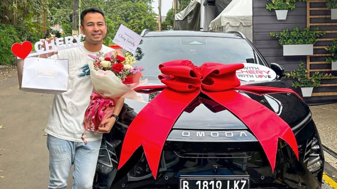 Chery Omoda E5とRaffi Ahmad