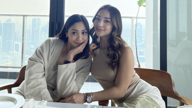 Nikita Willy dan adiknya Winona Willy.