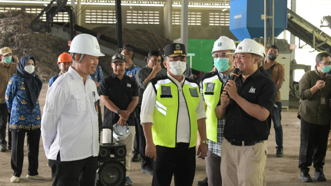 Sekda Herman Suryatman tinjau TPPAS Lulut Nambo