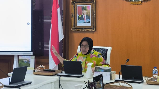 Menteri Sosial, Tri Rismaharini di Kantor Kemensos RI, Jakarta Pusat, Jumat, 17 Mei 2024