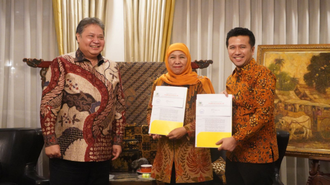 Ketua Umum Partai Golkar, Airlangga Hartarto mengeluarkan rekomendasi untuk Khofifah Indar Parawansa dan Emil Dardak maju pada Pilgub Jawa Timur 2024 (sumber: istimewa)