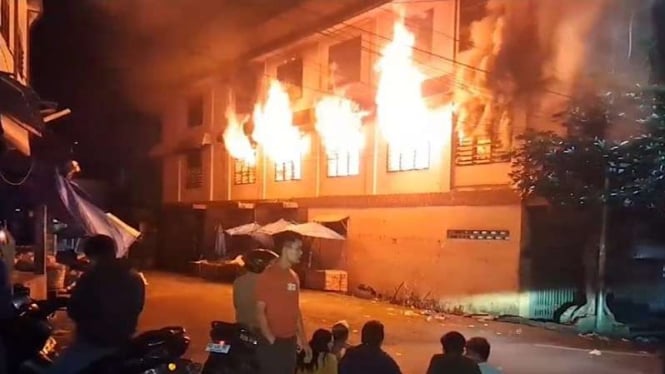 Kakek Terjebak saat Hotel Terbakar di Tebing Tinggi