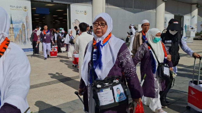 Peregrinos indonésios chegaram a Medina, Arábia Saudita