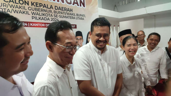 Wali Kota Medan, Bobby Nasution di Kantor DPD Gerindra Sumut.(B.S.Putra/VIVA)