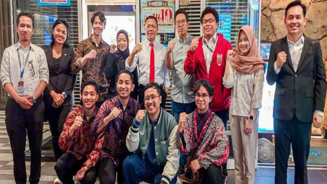Utusan Khusus Presiden (UKP) Muhamad Mardiono bertemu dengan pelajar Indonesia.