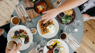 Dias longos e emocionantes no TikTok Food Fest 2024, há muitas promoções do BRI