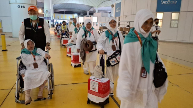 Jemaah Haji Indonesia gelombang kedua tiba di Jeddah Arabia Saudita