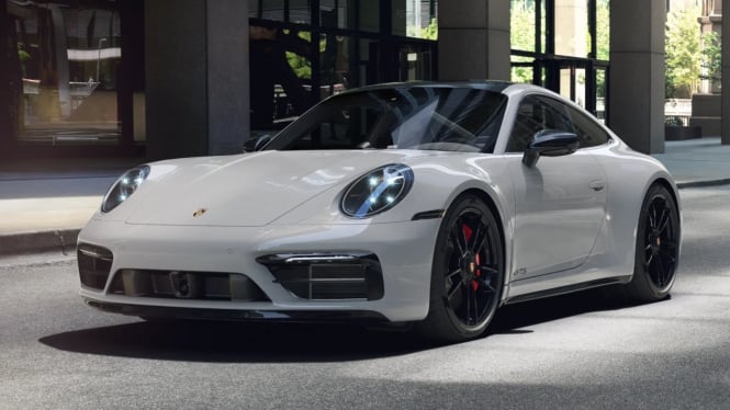 Porsche 911 Carrera GTS Hybrid