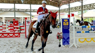 El atleta ecuestre Nusrtdinov Zayan Fatih ganó 3 medallas en Malasia