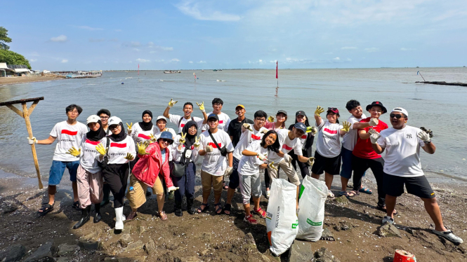 Aksi Bersih Limbah Plastik