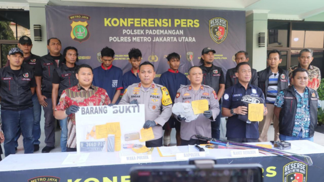 Polsek Pademangan mengungkap kasus pencurian spion mobil