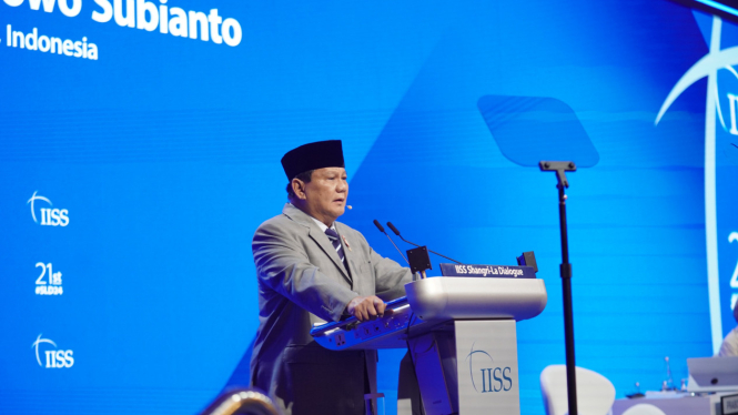 Presiden RI terpilih sekaligus Menteri Pertahanan (Menhan), Prabowo dalam forum IISS Shangri-La Dialogue 2024 di Singapura, Sabtu, 1 Juni 2024 (sumber: Tim Media Prabowo)