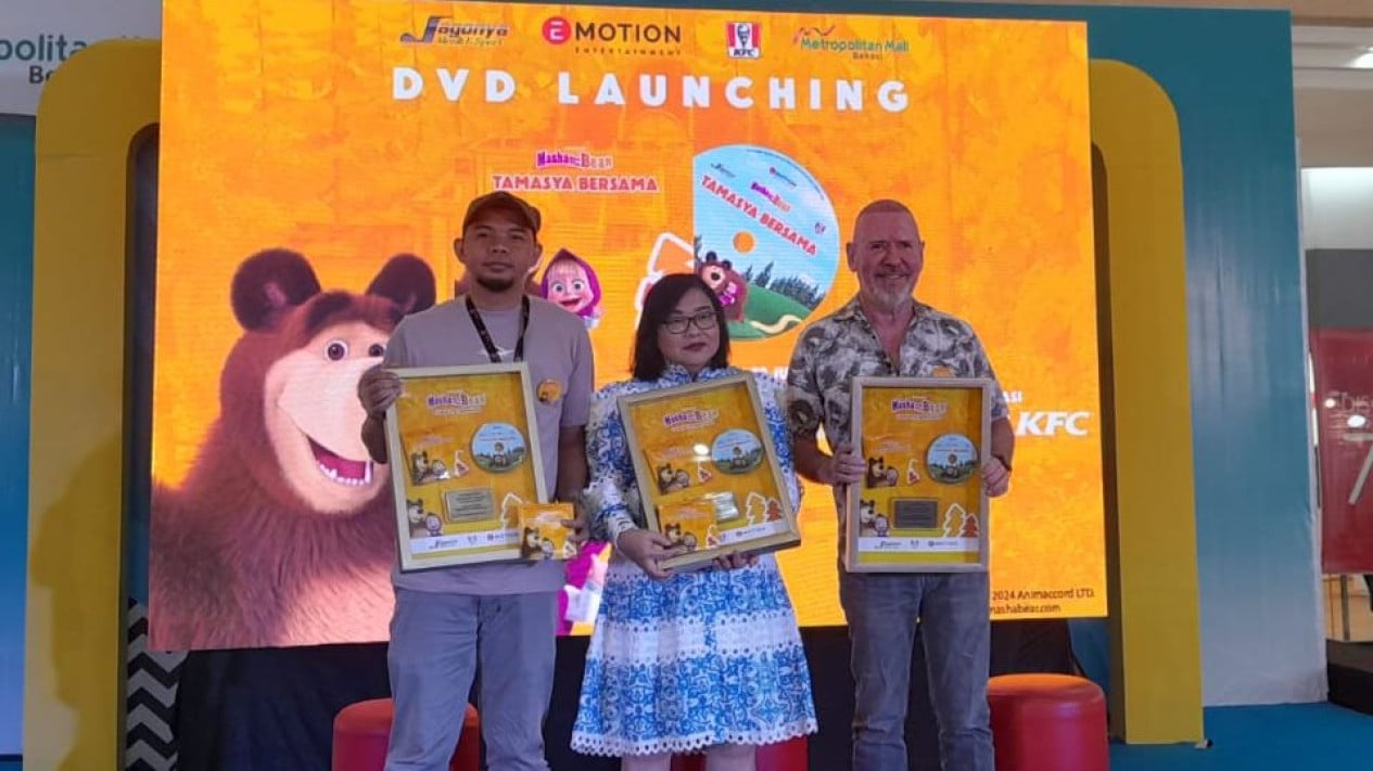 Bukan Hanya Tayang di ANTV, Serial animasi Masha and the Bear Hadir Dalam  Bentuk DVD