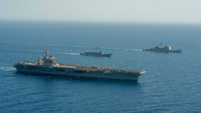 VIVA Militer: Kapal induk USS Dwight D. Eisenhower (CVN-69) 