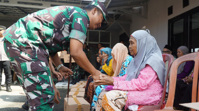 VIVA Militer: Brijen TNI Iwan bersama Danrem, Dandim di TMMD Purwakarta 