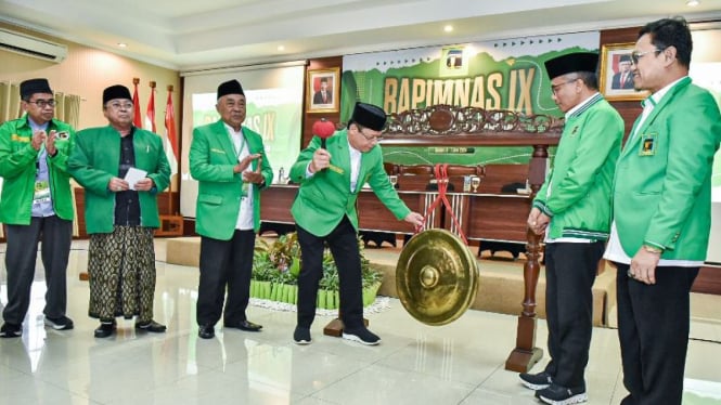 Plt Ketua Umum PPP Mardiono di Rapimnas IX