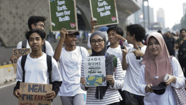 Anak muda relawan SDGs Heroes.