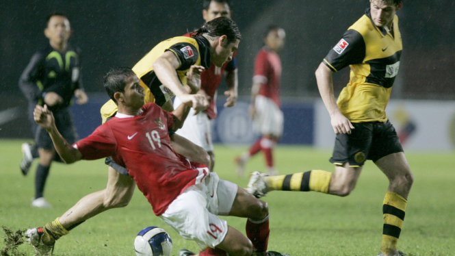 Duel Timnas Indonesia vs Borussia Dortmund