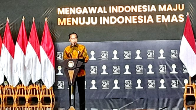 Presiden Jokowi dalam acara HUT HIPMI KE-52 di kawasan Senayan, Jakarta, Senin, 10 Juni 2024