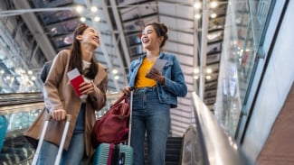 Consejos para estar seguro al salir de casa durante las vacaciones de fin de año, mantén la calma mientras viajas