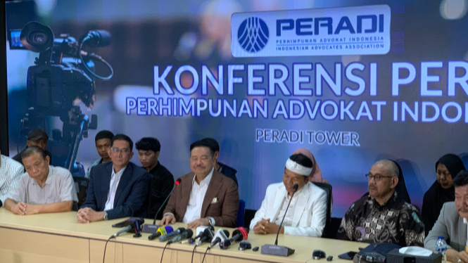 Konferensi pers PERADI