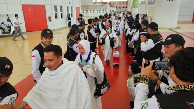 Kedatangan kloter terakhir jemaah haji Indonesia di Bandara Jeddah
